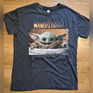 NWOT Star Wars Mandalorian Graphic T-Shirt Kids Youth XL